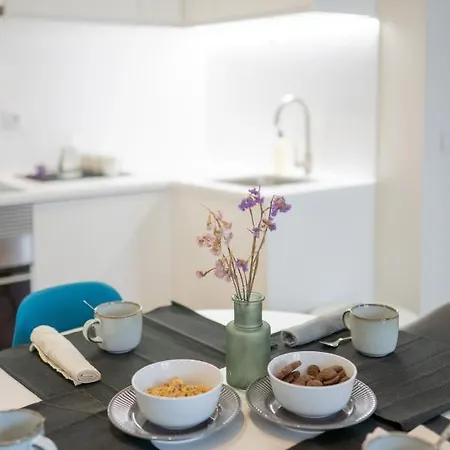 Monsanto Hill House - No. 565 -1 D アパート *