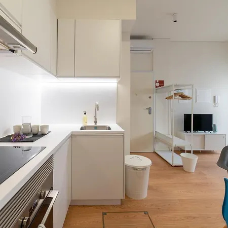 Monsanto Hill House - No. 565 -1 D דירה *